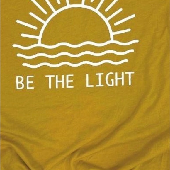 Canva Be the light Graphic TShirt - Picture 2 of 5